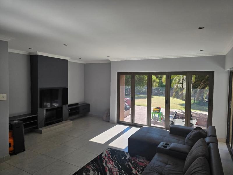 To Let 4 Bedroom Property for Rent in Vaalpark Free State
